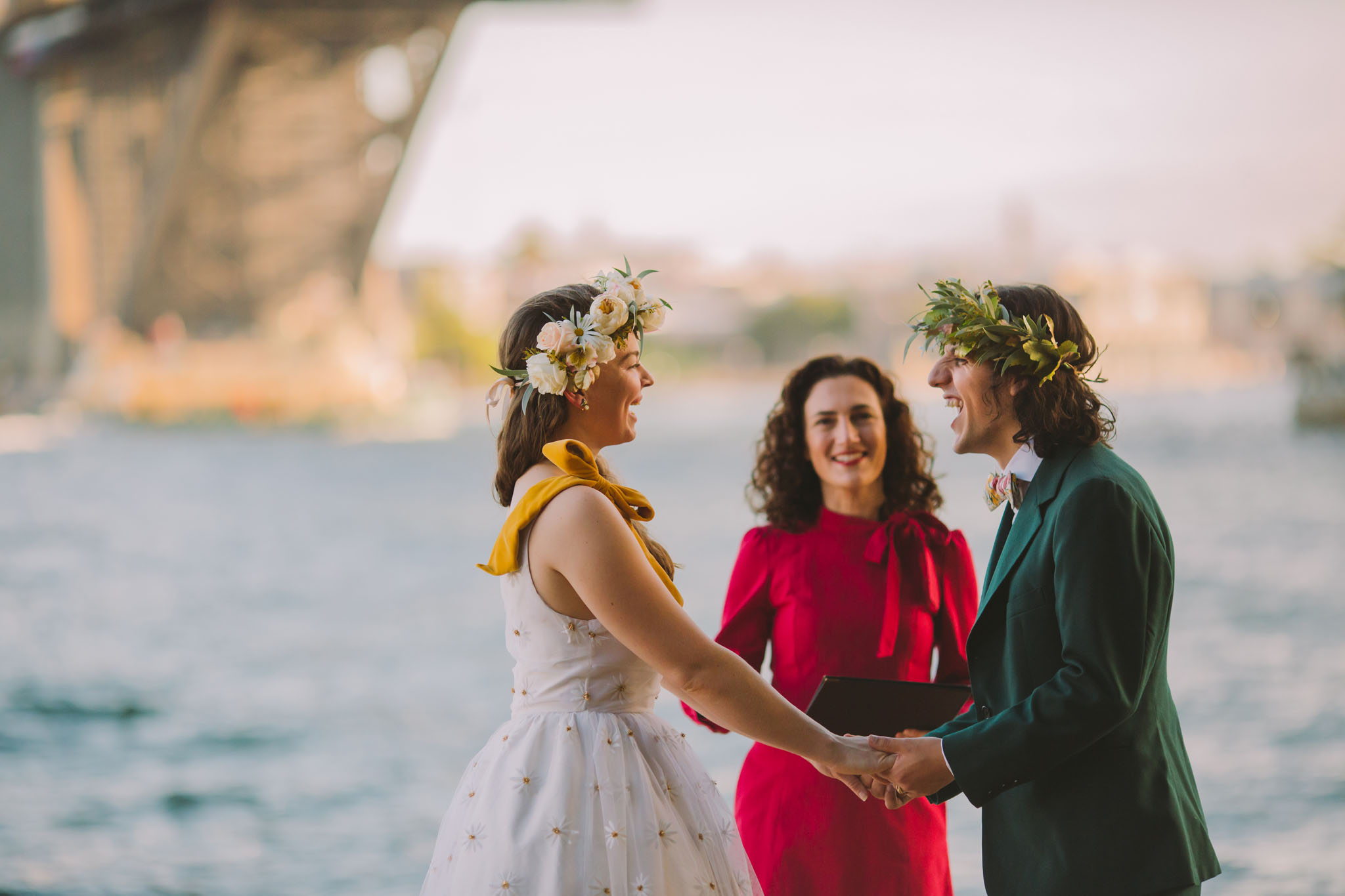 bite size wedding sydney harbour bridge elopement celebrant photographer