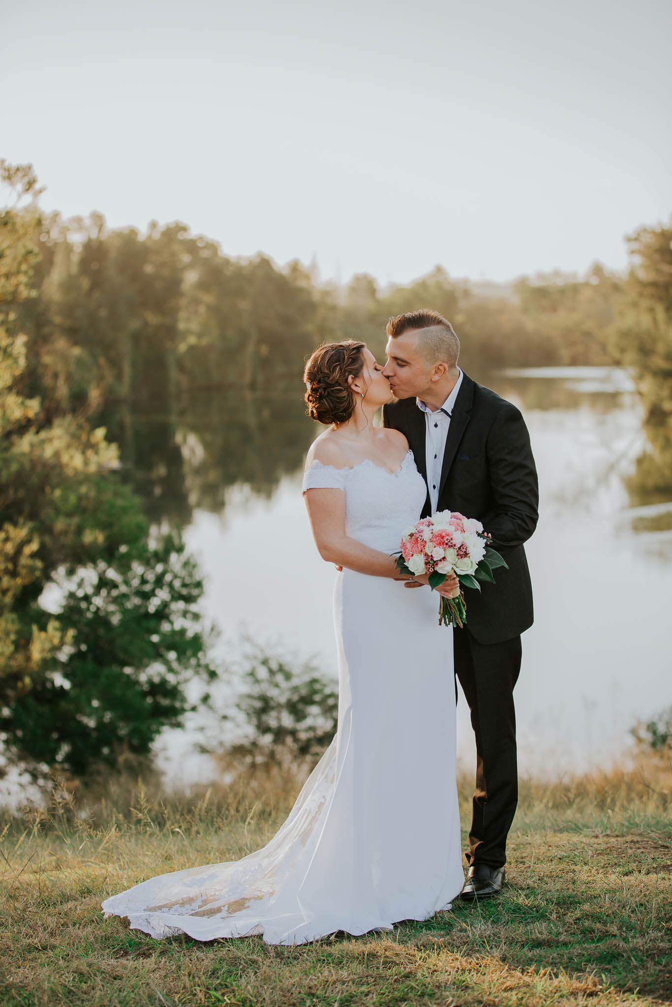 bite size wedding hawkesbury river views elopement celebrant photographer