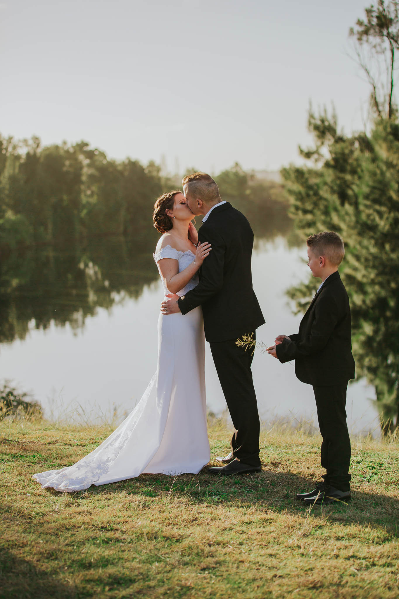 bite size wedding hawkesbury river views elopement celebrant photographer